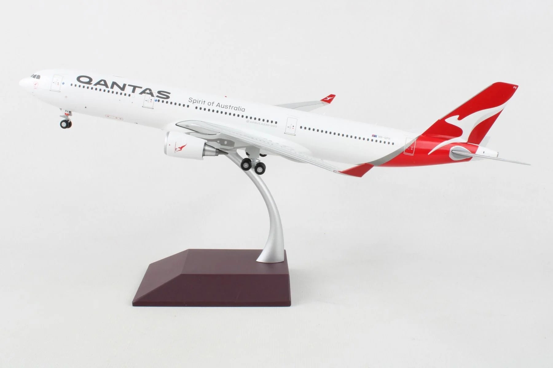 Gemini Jets 1/200 QANTAS A330-300 image 7