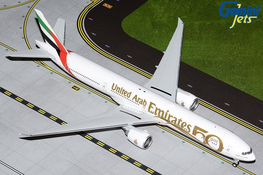 Gemini Jets 1/200 Emirates B777-300ER A6-EGE UAE 50th Anniversary Livery image 0