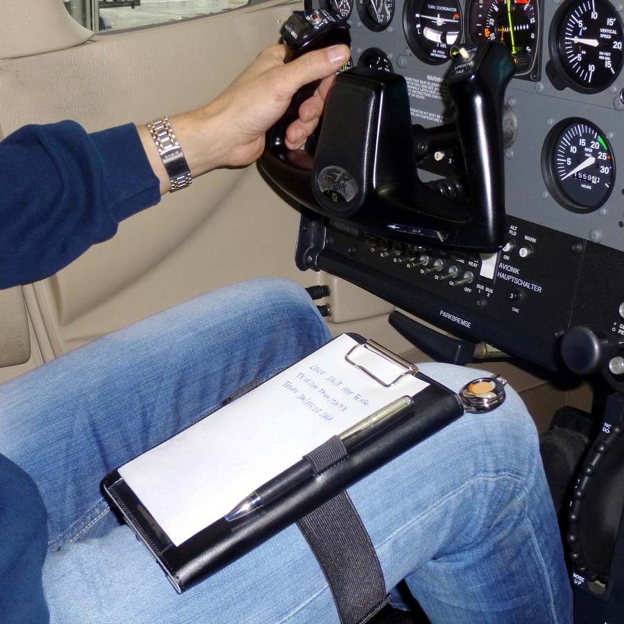 Design4Pilots i-Pilot Tablet Mini Kneeboard image 2