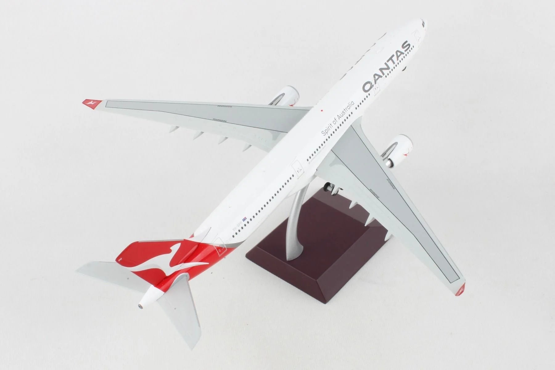 Gemini Jets 1/200 QANTAS A330-300 image 6