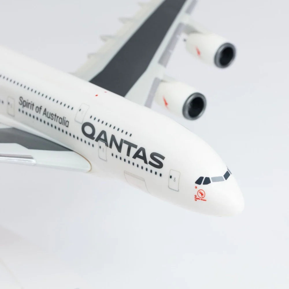 1/250 Scale Qantas A380 New Livery Aircraft Model image 3