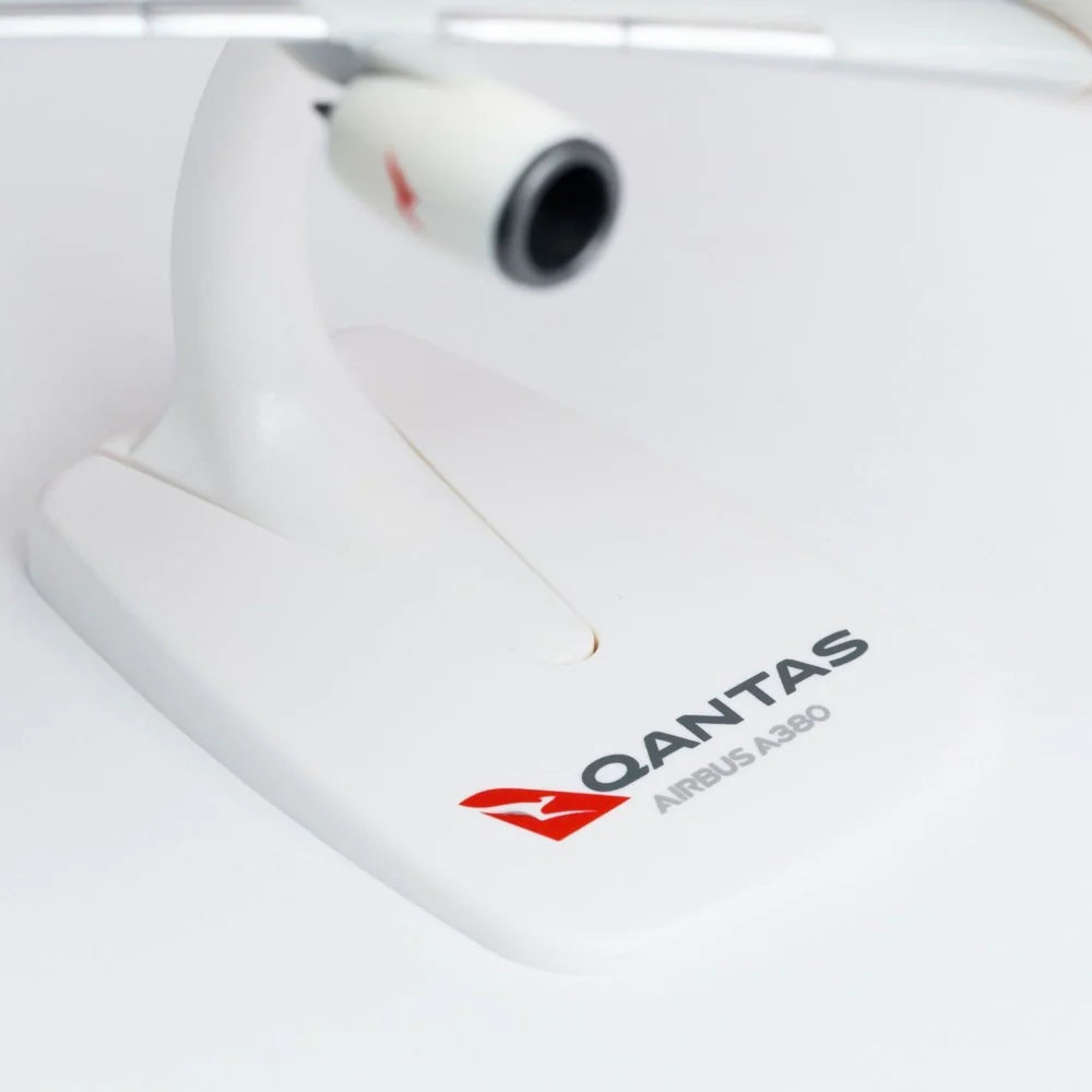 1/250 Scale Qantas A380 New Livery Aircraft Model image 4