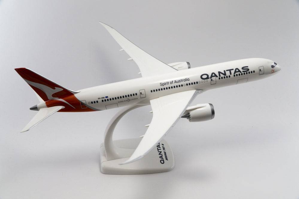 1/200 Qantas B787-9 New Livery image 1