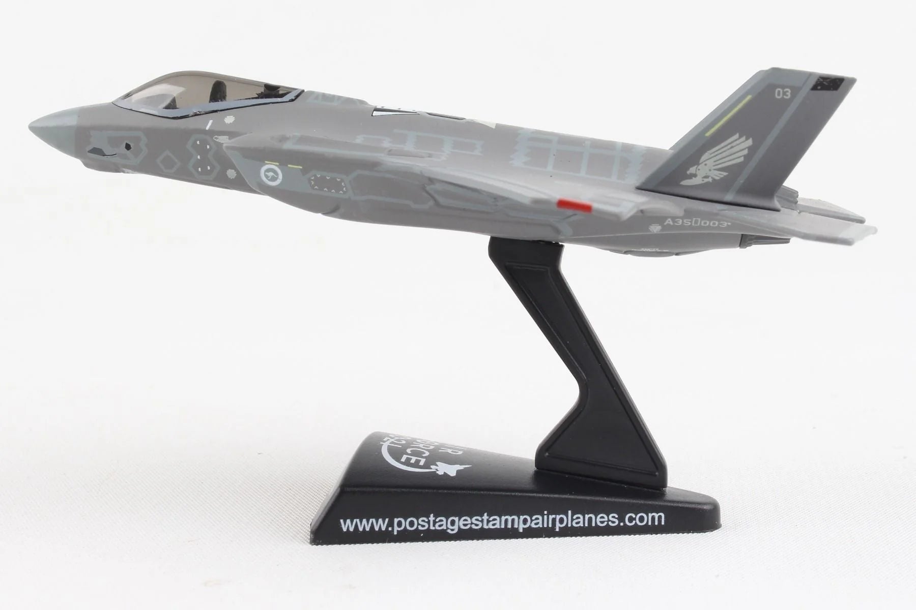 1/144 RAAF F35 Lightning II - Aircraft Model - Postage Stamp image 8