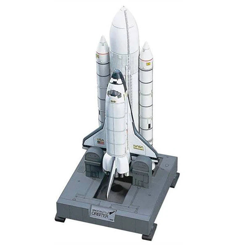Hasegawa 1/200 Space Shuttle Orbiter with Boosters image 0