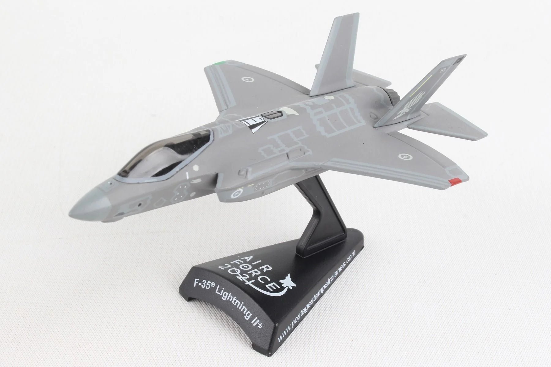 1/144 RAAF F35 Lightning II - Aircraft Model - Postage Stamp image 6