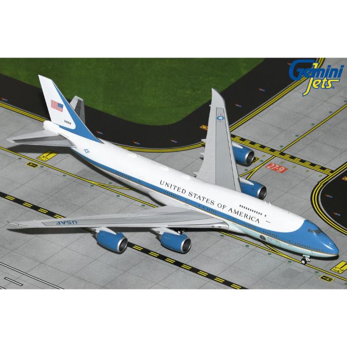 Gemini Jets 1/400 U.S. Air Force VC-25B (Boeing 747-8) – "Air Force One" (30000) image 0