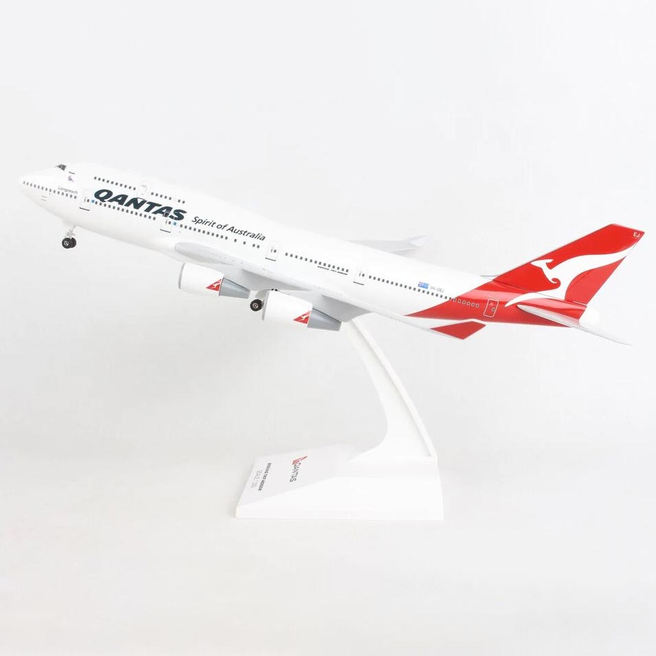 1/200 Qantas B747-400 - Queen of the Skies - VH-OEJ | Skymarks Boeing 747 Aircraft Model SKR1064 image 4