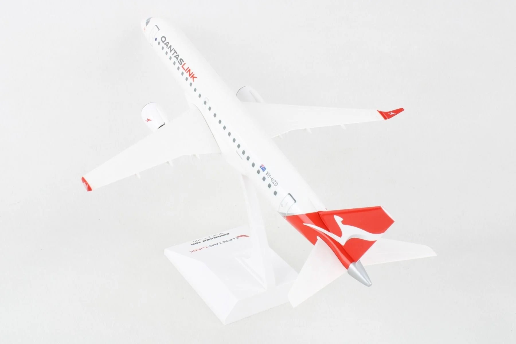 Skymarks 1/100 QantasLink E190 VH-UZD Aircraft Model image 5