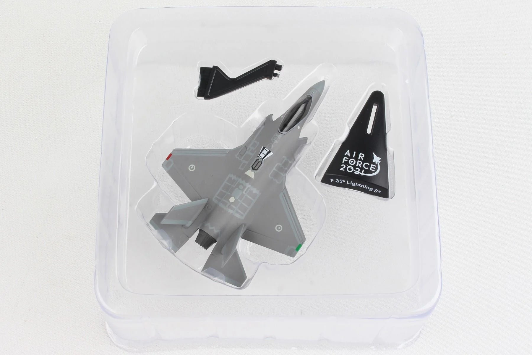 1/144 RAAF F35 Lightning II - Aircraft Model - Postage Stamp image 5