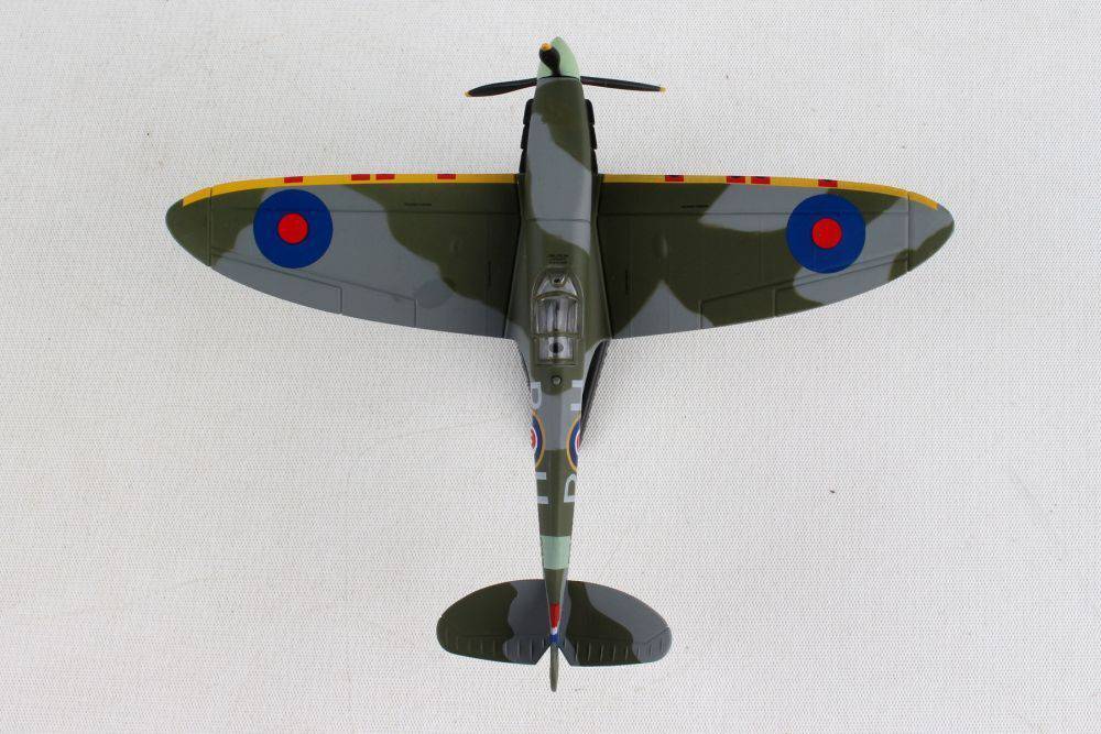 Postage Stamp 1/93 RAAF Spitfire image 2