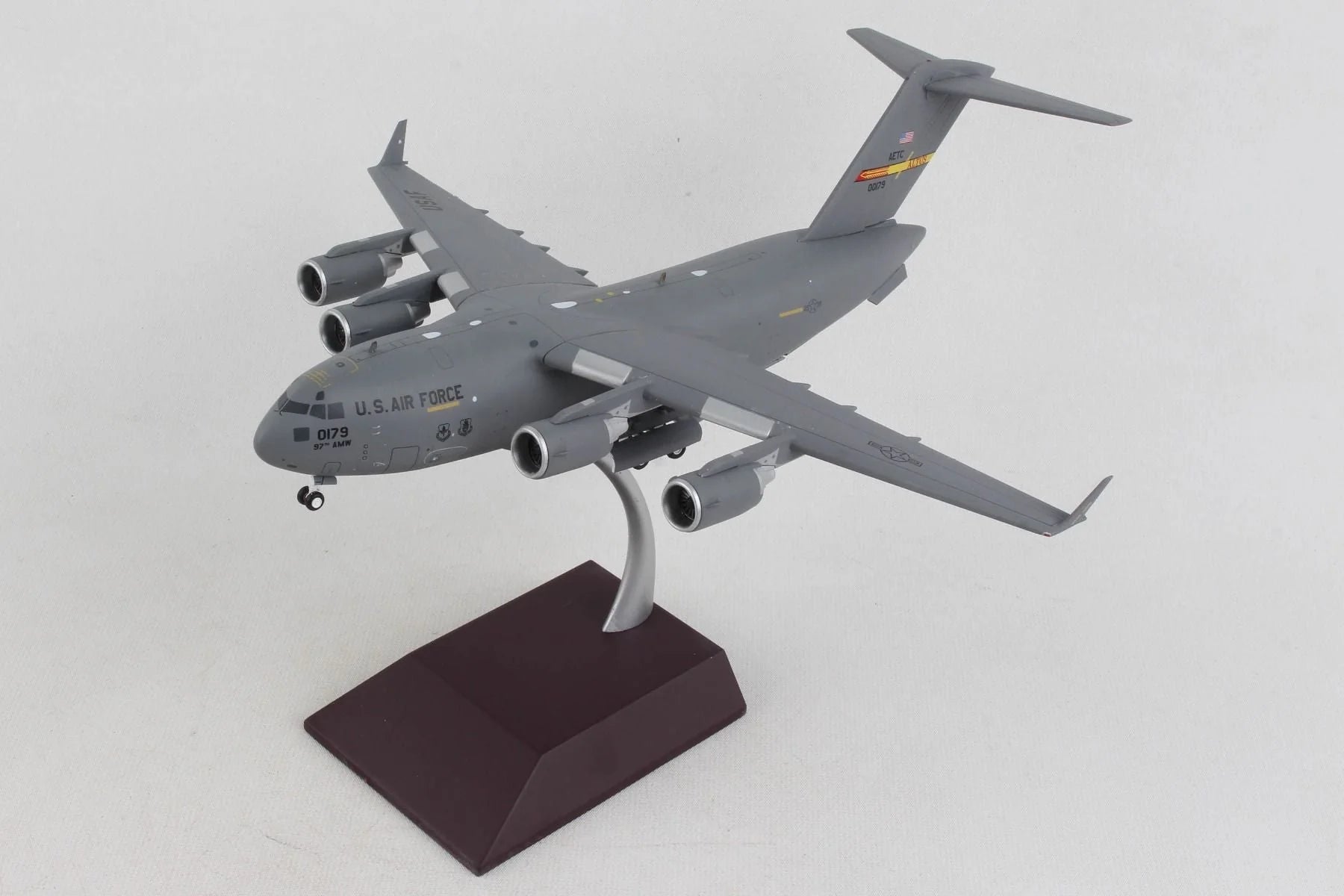 Gemini Jets 1/200 U.S. Air Force C17A Globemaster III 00-0179 Altus Air Force Base image 3