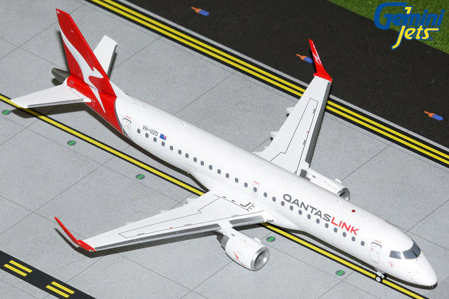 Gemini Jets 1/200 QantasLink Embraer 190AR VH-UZD image 0
