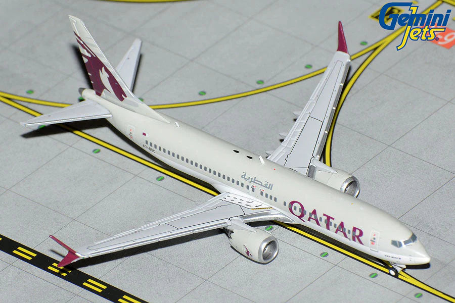 Gemini Jets 1/400 Qatar Airways B737 MAX 8 A7-BSC image 0