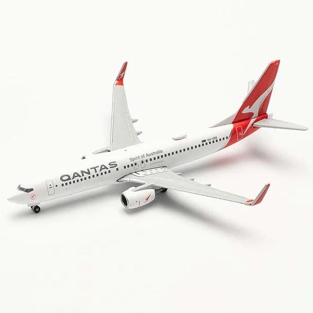 1/500 Scale Qantas Boeing 737-800 VH-VZR Coral Bay Aircraft Model image 1