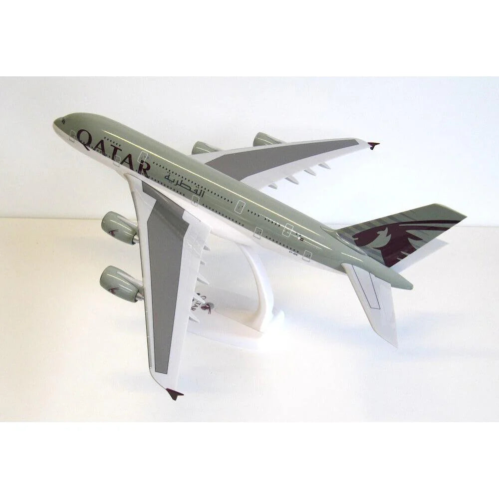 1/200 Qatar Airways A380-800 – A7-APE Aircraft Model (PPC026) image 3
