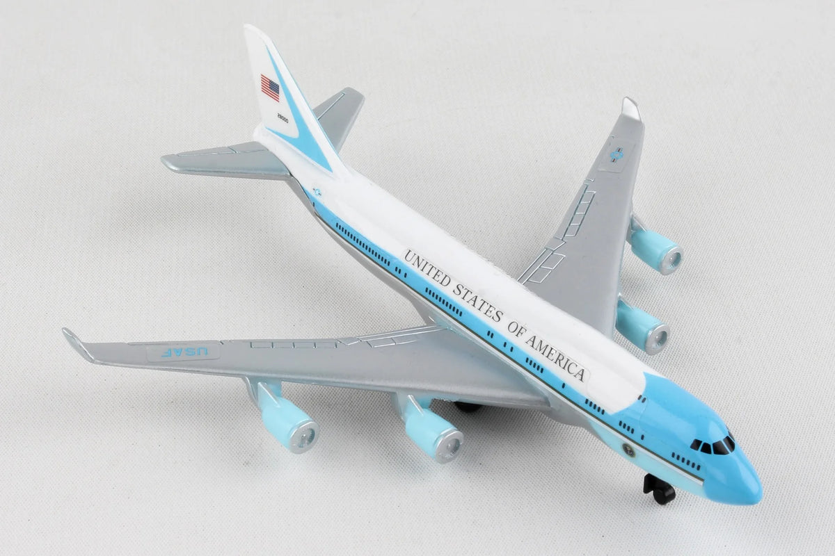 Daron Air Force One Pesawat Mainan Diecast