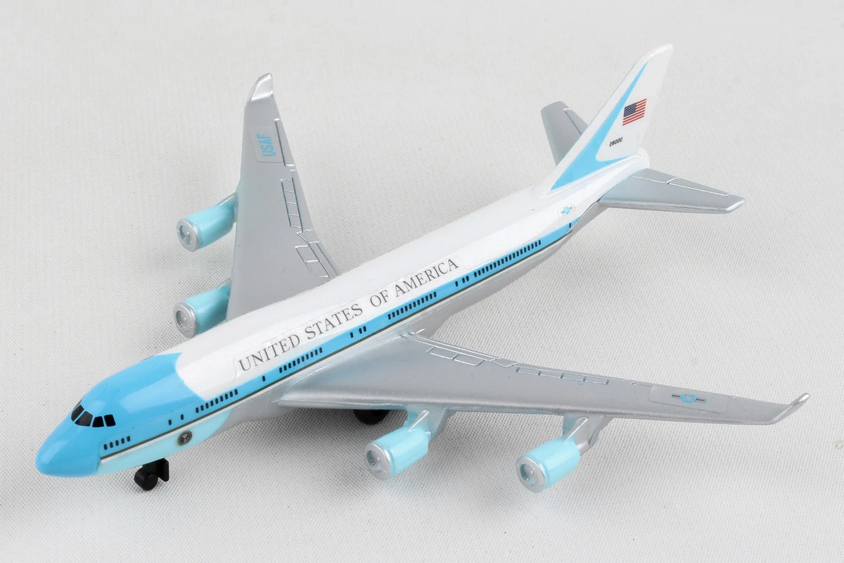 Daron Air Force One Pesawat Mainan Diecast